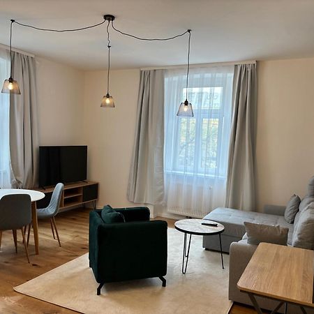 Altbauwohnung Mit Charme - Selbst Check In - Queensize Bett Vienna Exterior photo