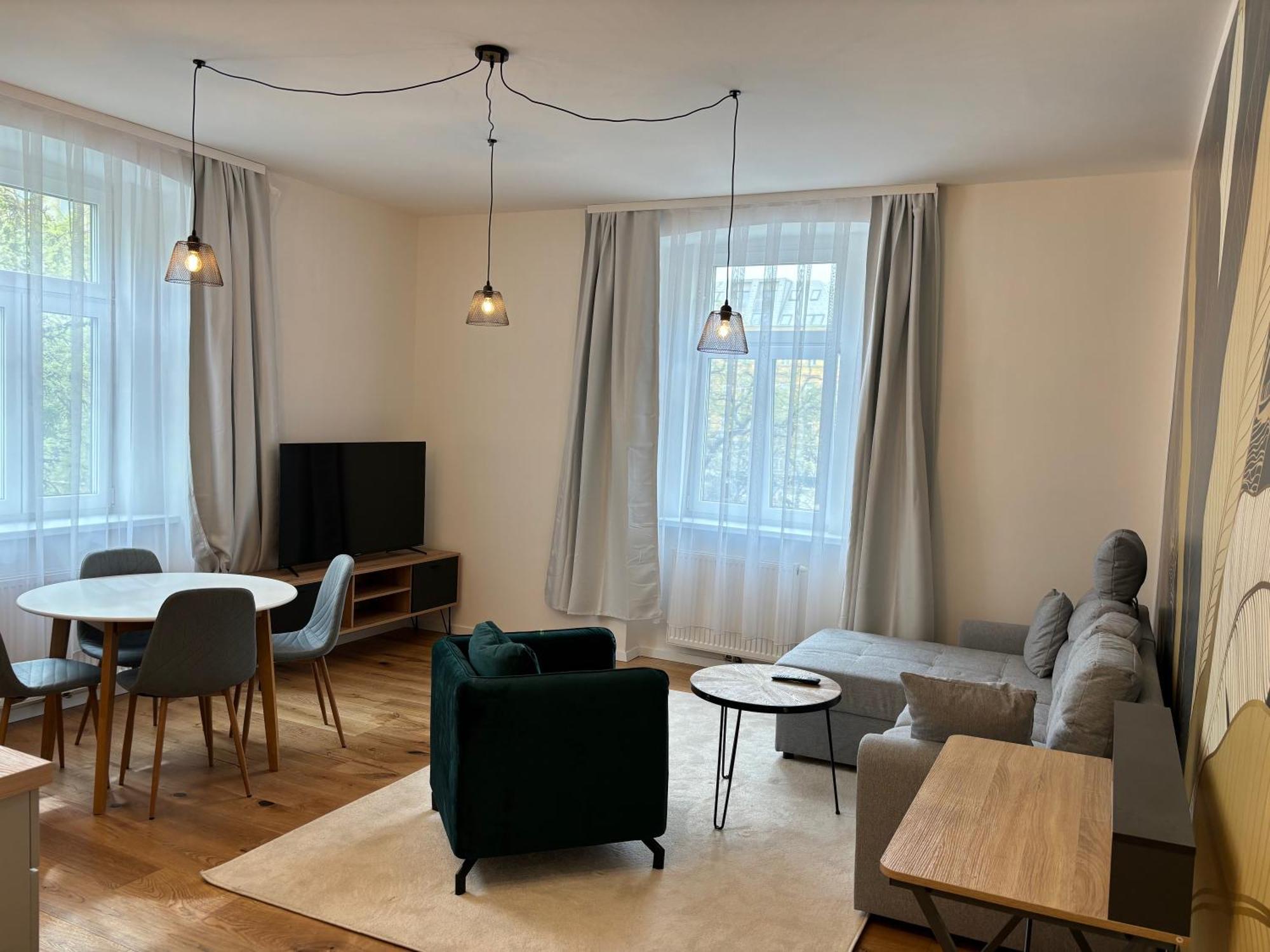 Altbauwohnung Mit Charme - Selbst Check In - Queensize Bett Vienna Exterior photo
